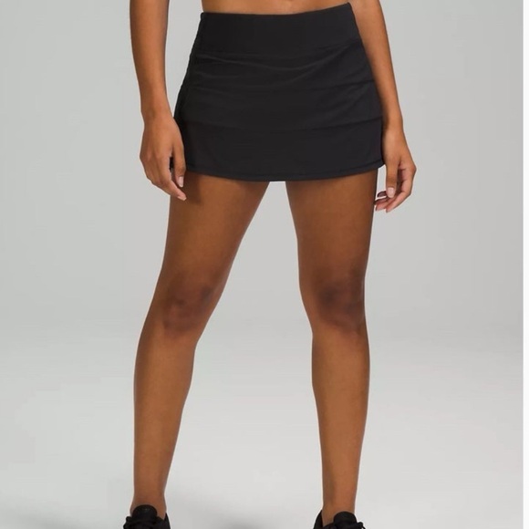 Lululemon women’s 10 medium skirt Pace Rival skort black mid rise light athletic - Picture 1 of 10
